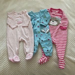 Lot of 3‎ Sleepers - Baby Girl’s Size 6 Months